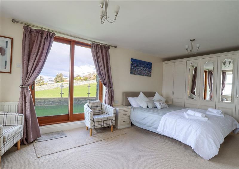Bedroom at Bryn Glasfor, Llanaber near Barmouth