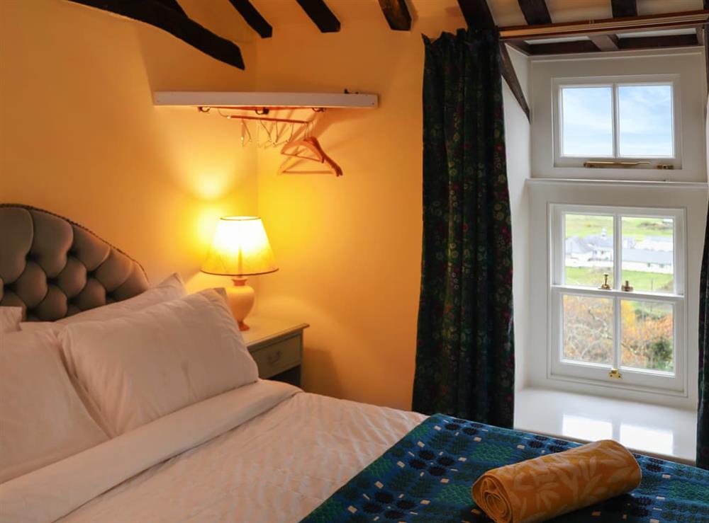 Double bedroom (photo 3) at Bryn Hyfryd in Harlech, Gwynedd