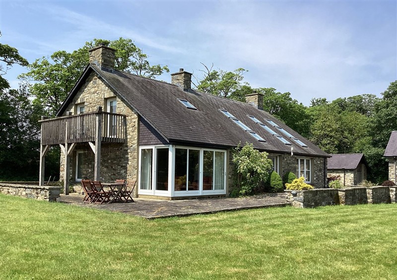 Outside Bryn Isaf at Bryn Isaf, Swyddffynnon near Pontrhydfendigaid