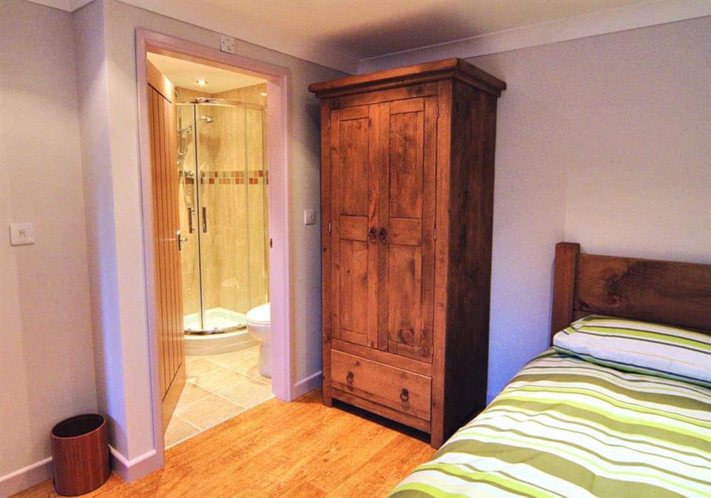 Bryn Menai twin bedded room at Bryn Menai in Port Dinorwic, Gwynedd