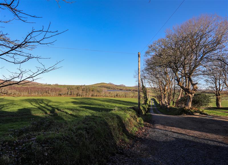 Rural landscape (photo 3) at Bryn Moelyn Cottage, Yr Efail near Morfa Nefyn