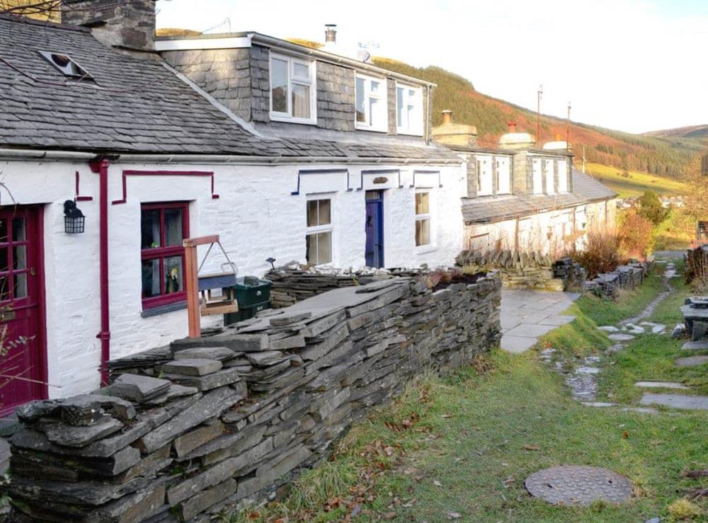 Traditional cottage in wonderful setting at Bryn Rhosgoch in Cwm Penmachno, near Betws-y-Coed, Gwynedd