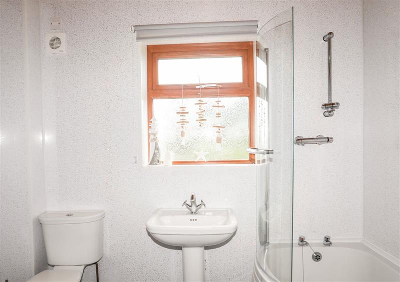 Bathroom at Bryncoed, Valley