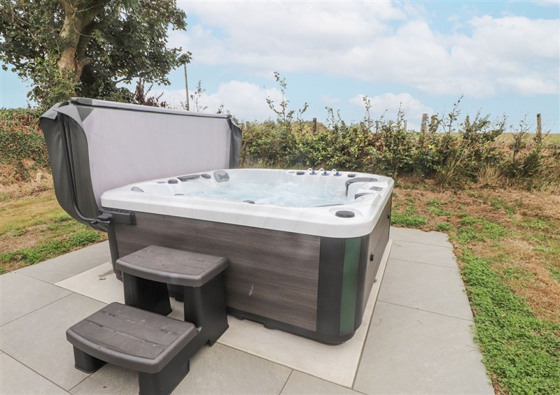 Hot tub