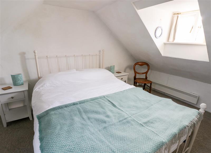 A bedroom in Brynhenllan Cottage at Brynhenllan Cottage, Dinas Cross