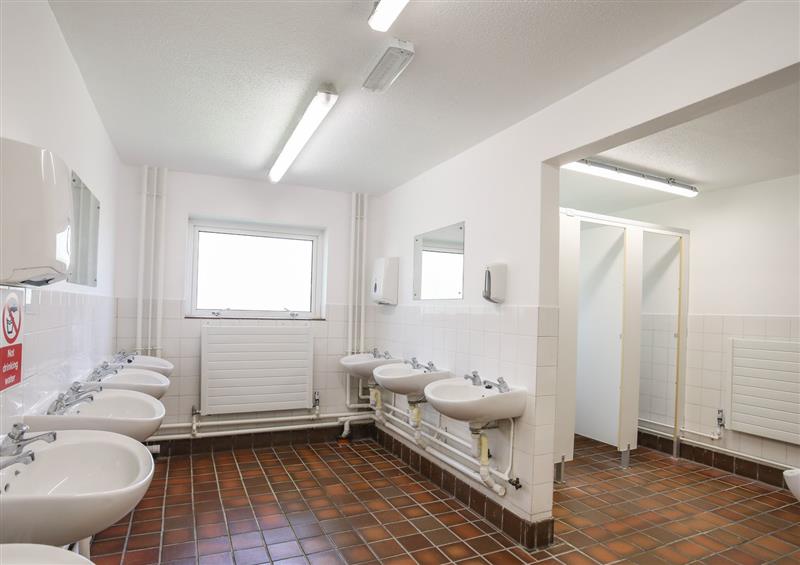 This is the bathroom at Brynkir Coach House, Porthmadog