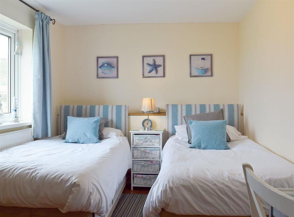 Twin bedroom at Bryntowy in Kidwelly, Dyfed