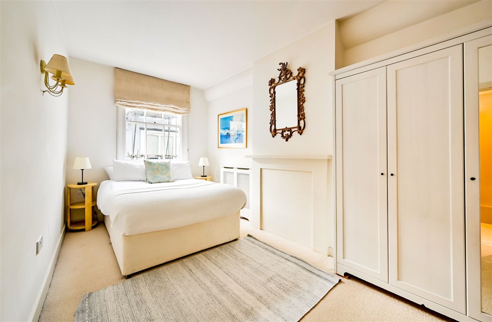 Buckingham Mews (photo 17) at Buckingham Mews in London, London