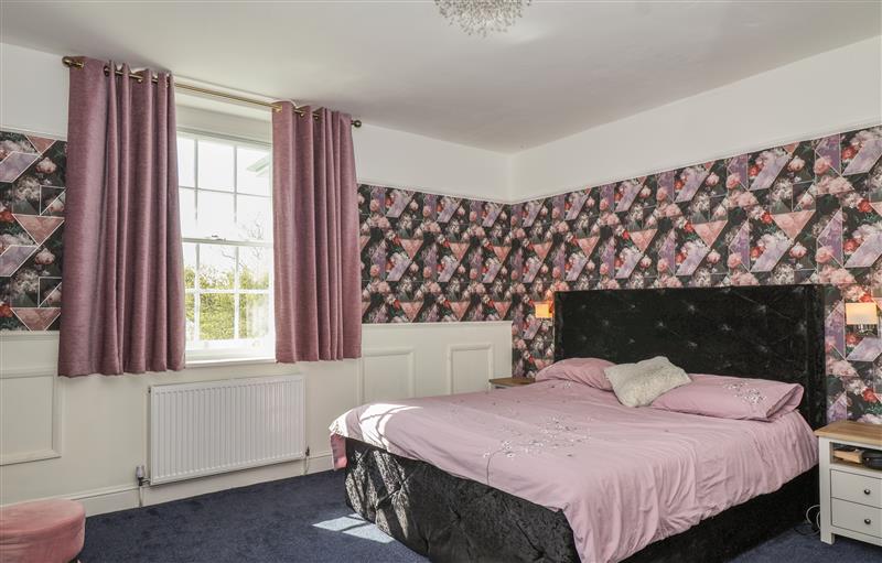 A bedroom in Buckland House (photo 2) at Buckland House, Taunton