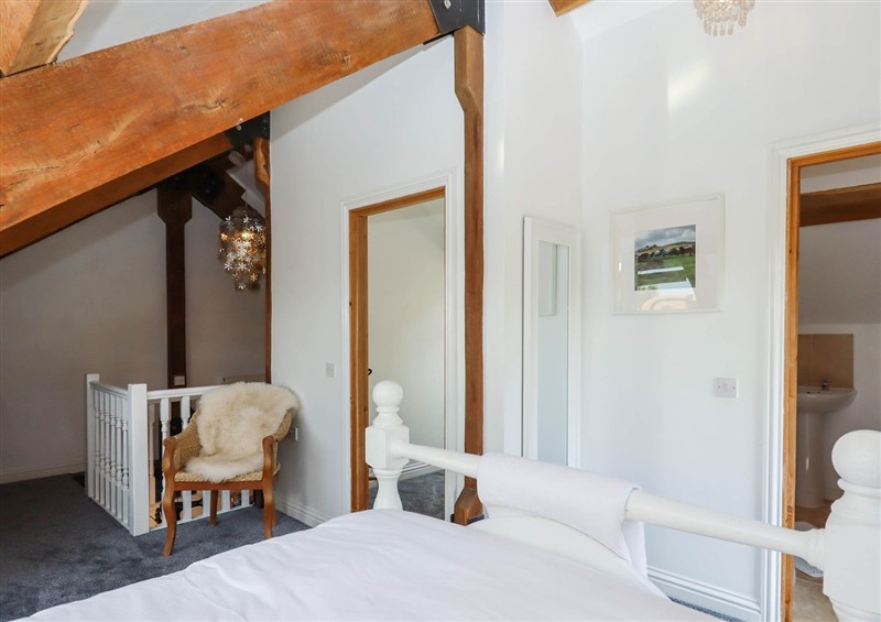 A bedroom in Buckleigh Lodge (photo 2) at Buckleigh Lodge, Kingsteignton