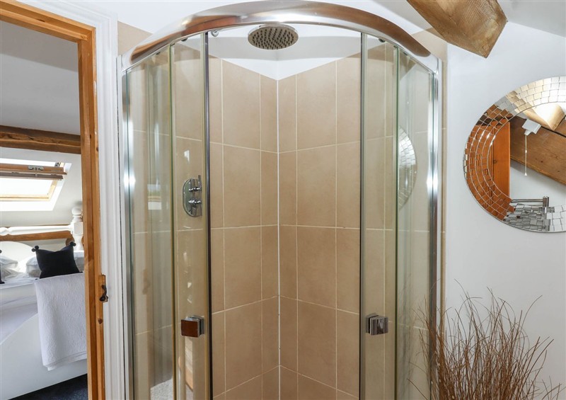 This is the bathroom (photo 2) at Buckleigh Lodge, Kingsteignton