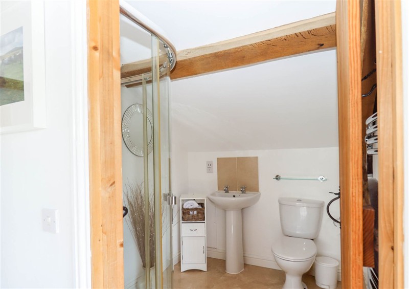 This is the bathroom at Buckleigh Lodge, Kingsteignton