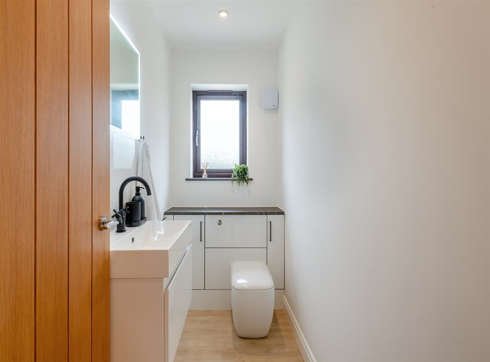 Bathroom (photo 2) at Bumble Bee Farm in Mattishall, near Dereham, Norfolk