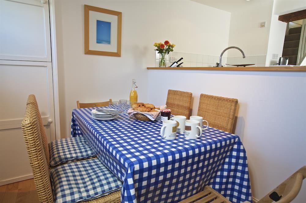 Dining area at Bumblebee Cottage in 7 Shadycombe Road, Salcombe