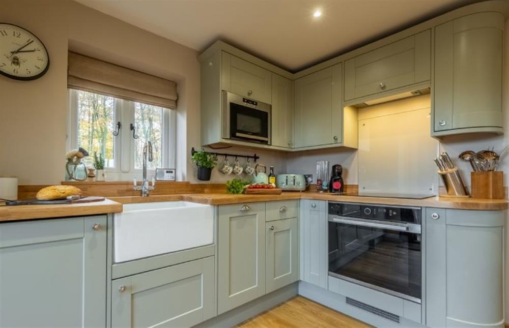 Beautiful bespoke kitchen at Bumblebee Cottage, Culford Heath near Bury Saint Edmunds