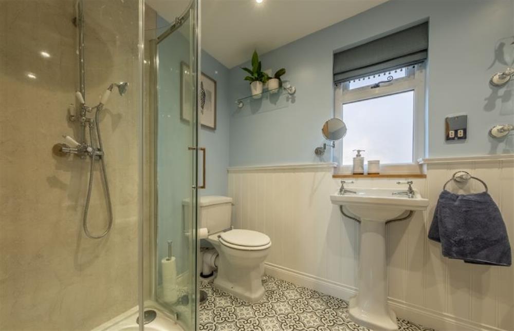The bathroom also has a shower cubicle at Bumblebee Cottage, Culford Heath near Bury Saint Edmunds