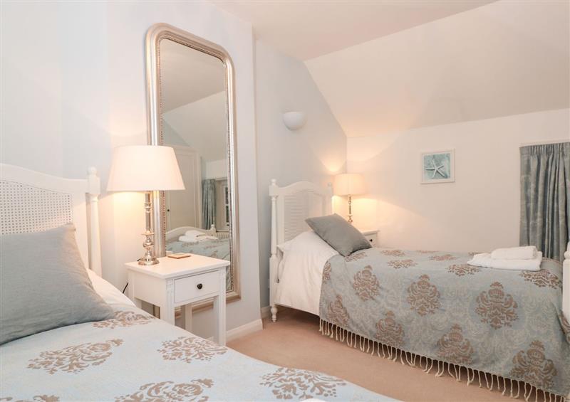 One of the 3 bedrooms (photo 2) at Bunbury House, Dartmouth
