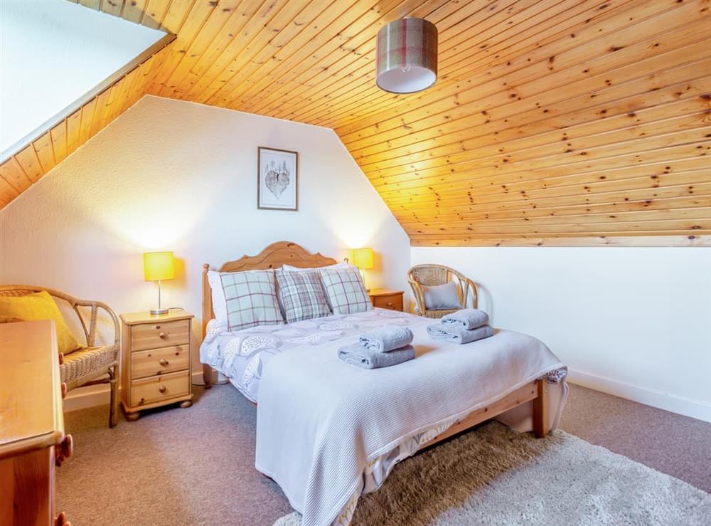Double bedroom at Bunloit Farmhouse in Drumnadrochit, Inverness-Shire