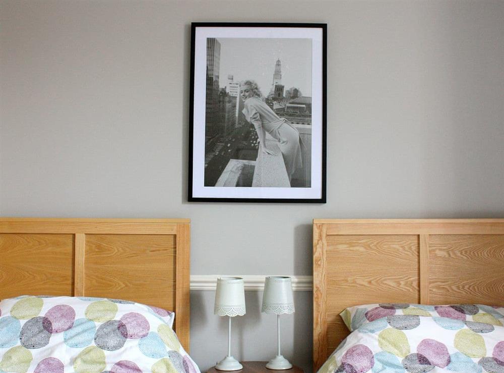 Twin bedroom at Burford in Penzance, Cornwall