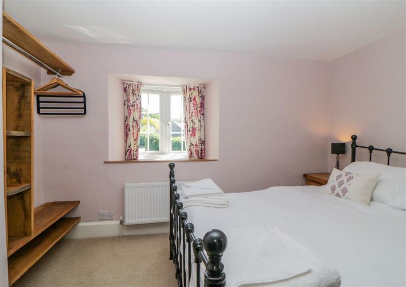 A bedroom in Burham Cottage at Burham Cottage, Walkhampton near Yelverton