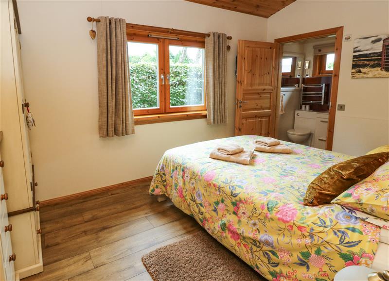A bedroom in Burnside Lodge at Burnside Lodge, Torlundy near Fort William