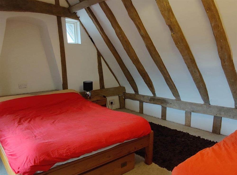 Twin bedroom at Burnt House Cottage in Darnsden, Needham Market, Suffolk