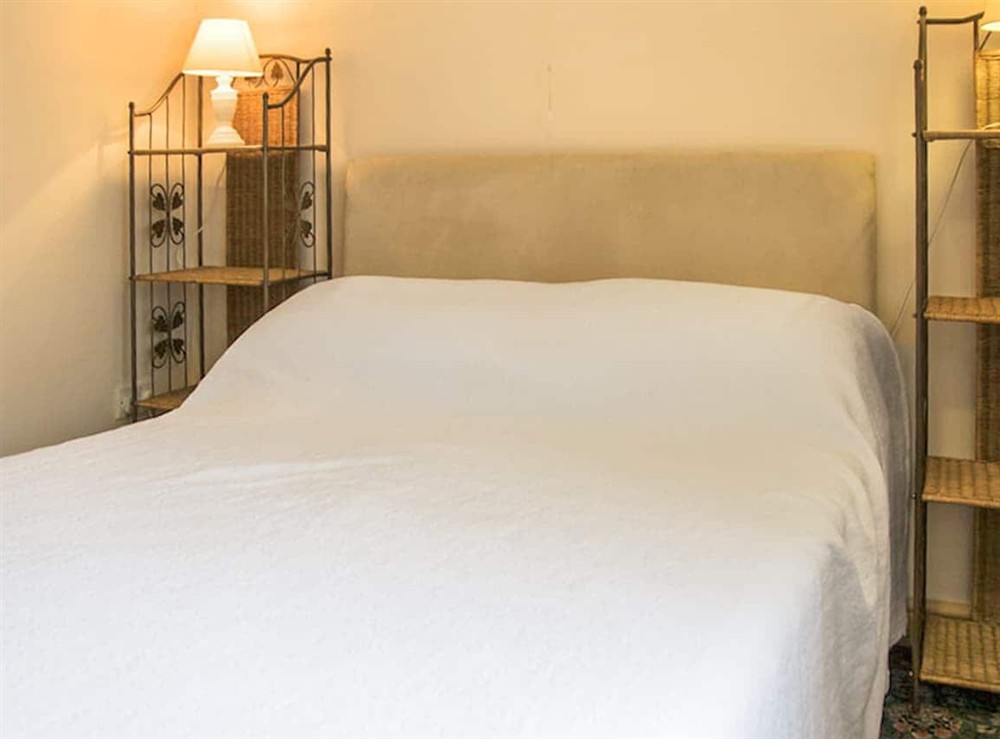 Double bedroom (photo 2) at Burr Cottage in Burgh Le Marsh, near Skegness, Lincolnshire