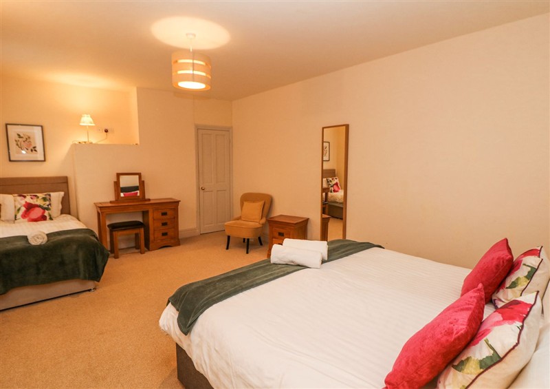 Bedroom (photo 2) at Burrs Farm, Chelmorton