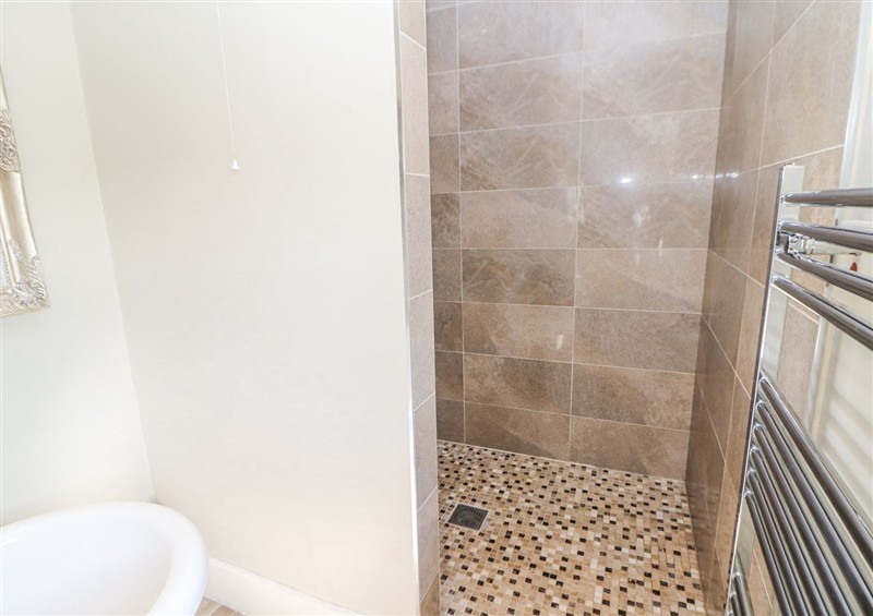 The bathroom (photo 6) at Burrs Farm, Chelmorton