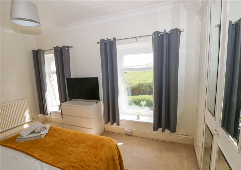 One of the 4 bedrooms (photo 3) at Burry House, Llanmorlais