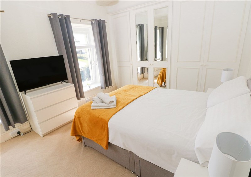 One of the bedrooms (photo 2) at Burry House, Llanmorlais