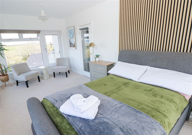 This is a bedroom at Burry House, Llanmorlais