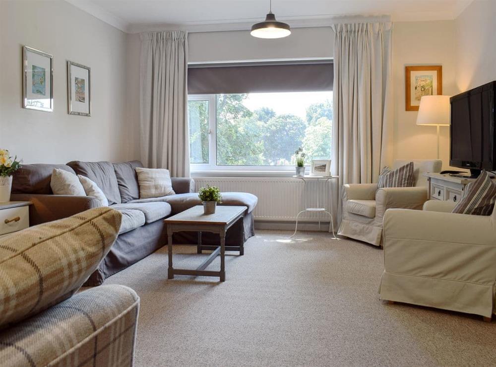 Spacious, comfortable sitting room at Burwyns in Ventnor, Isle of Wight