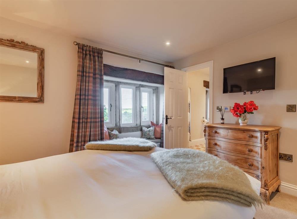 Double bedroom (photo 6) at Buryemwick in Jack Hill, near Harrogate, North Yorkshire