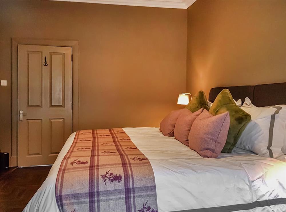 Double bedroom (photo 5) at Bush Street Beach Apartment in Musselburgh, near Edinburgh, Midlothian