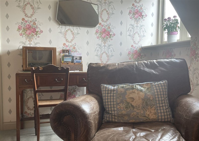 This is the living room (photo 3) at Butlers Loft, Par