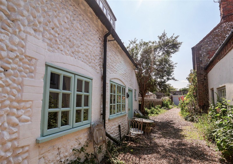 This is the setting of Buttercup at Buttercup, Blakeney