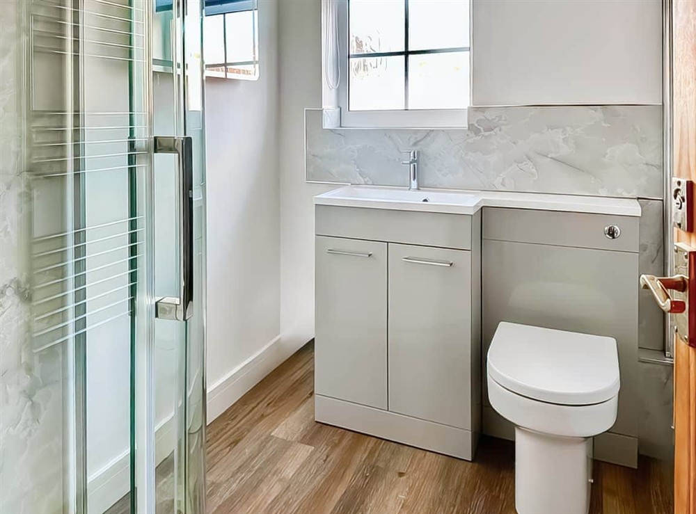 Shower room at Buttercup Cottage in Burgh Le Marsh, near Skegness, Lincolnshire