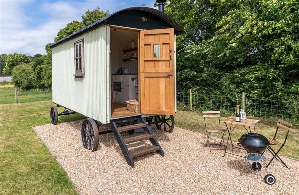 This is the setting of Buttercup Hut at Buttercup Hut in Chiddingly, East Sussex