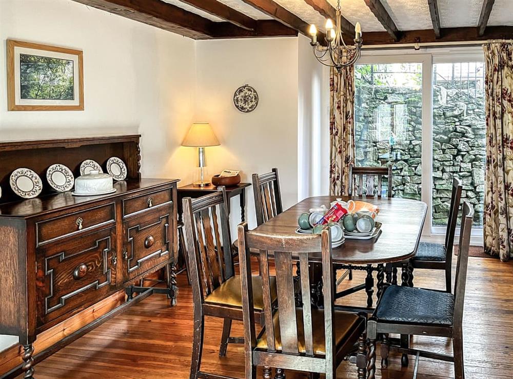 Dining room at Butterfield Cottage in Tideswell, near Buxton, Derbyshire