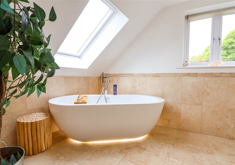 Bathroom (photo 2) at Buzzards View, Dyserth