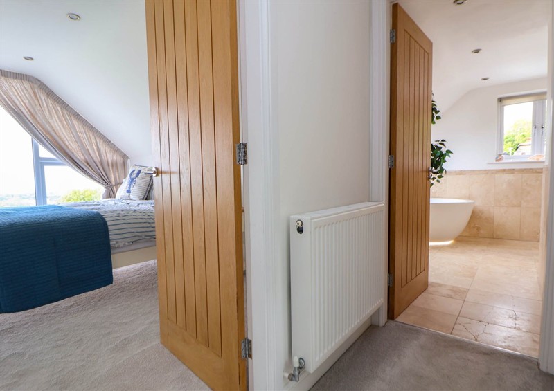 One of the 5 bedrooms (photo 3) at Buzzards View, Dyserth