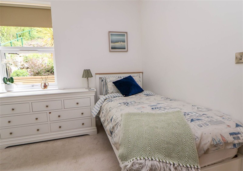 One of the bedrooms (photo 3) at Buzzards View, Dyserth