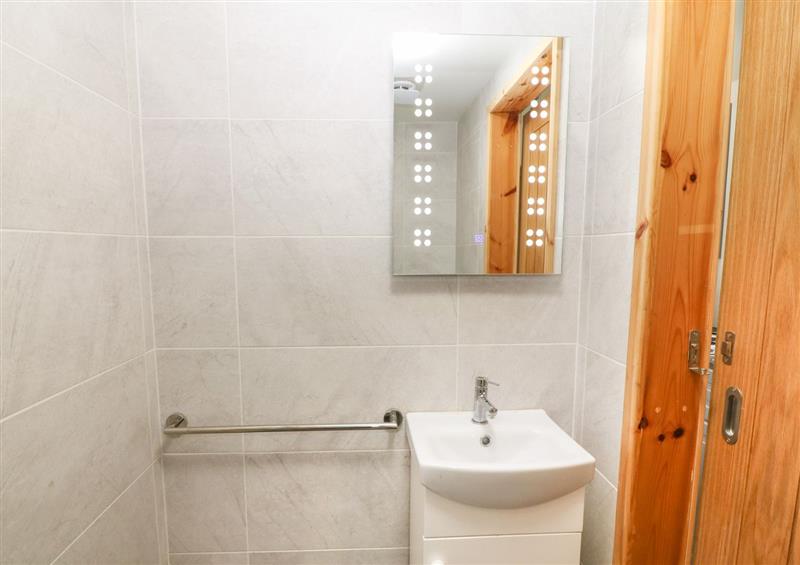 This is the bathroom (photo 2) at Bwthyn Byg, Penrhos near Llanbedrog