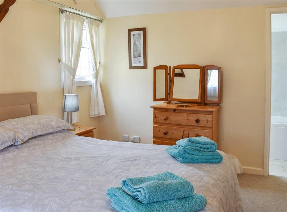 Double bedroom (photo 2) at Bwthyn in Criccieth, Gwynedd