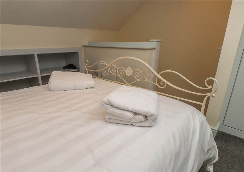 A bedroom in Bwthyn Mair (photo 2) at Bwthyn Mair, Llangefni