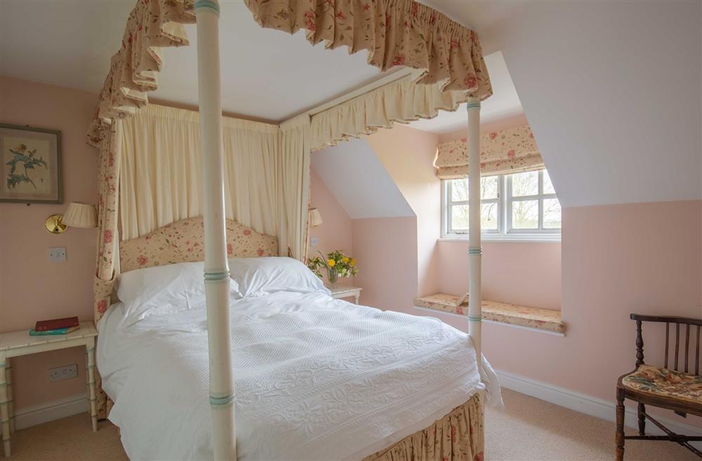 Four poster bed