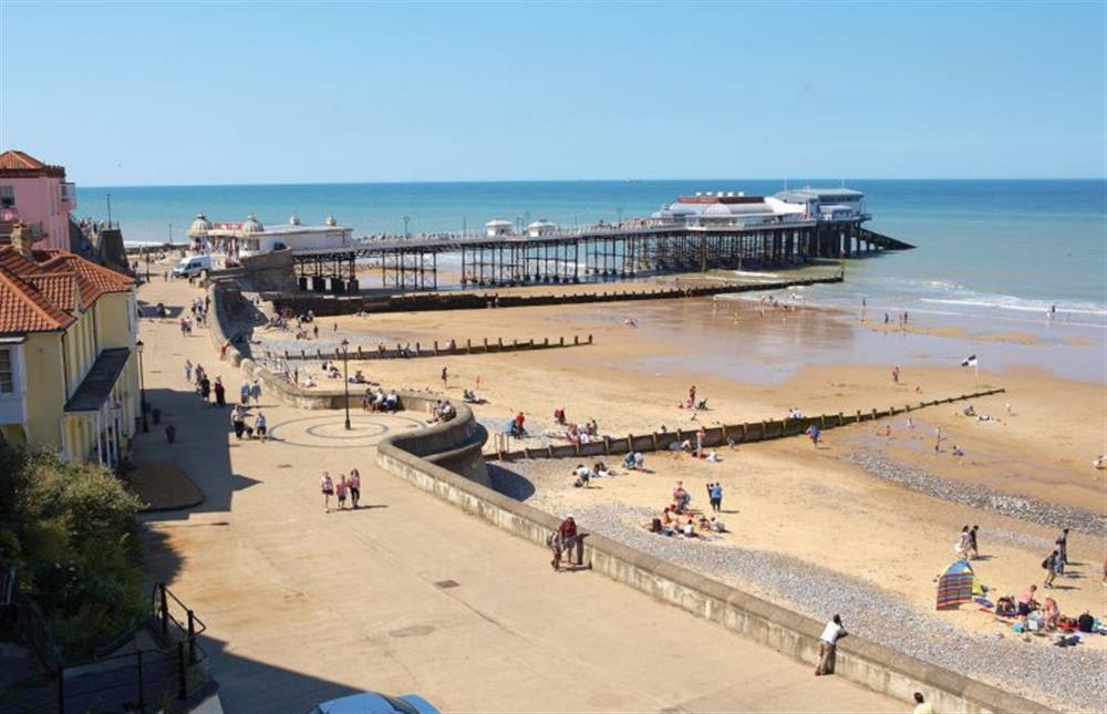 Cabbell Courtyard is one minutefts walk from Cromer’s lovely beach at Cabbell Courtyard, Cromer