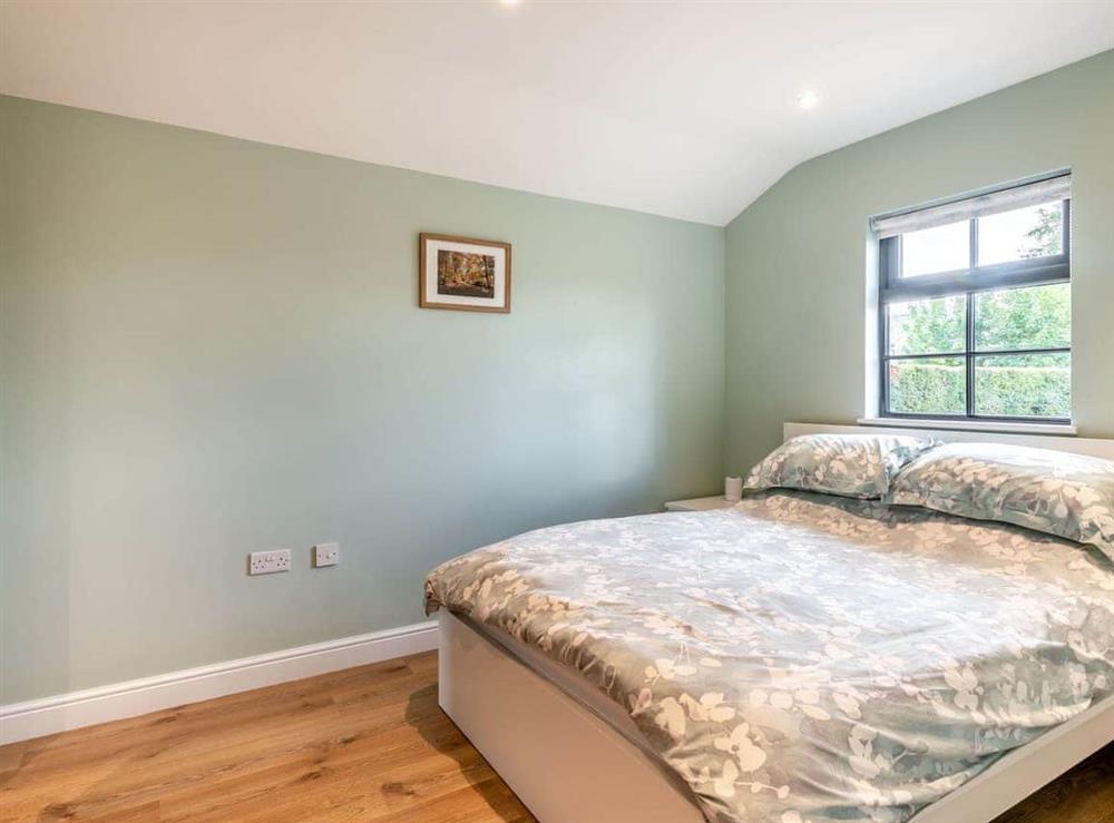 Double bedroom at Cabin Hideaways, Glencraig, 