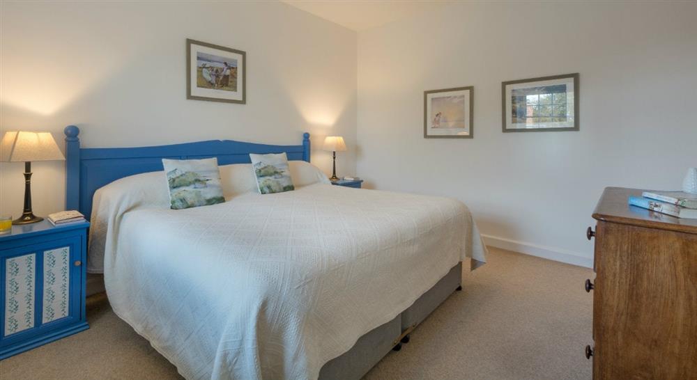 The twin bedroom at Cadgwith Elm in Helston, Cornwall